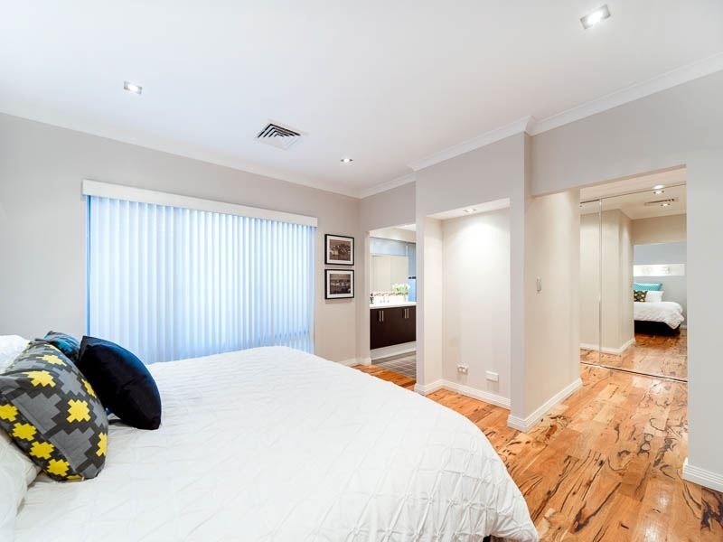 38 Belmore Bend, Aubin Grove WA 6164