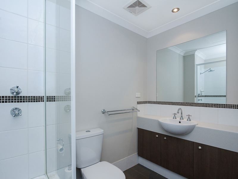 42/6 Ibera Way, Success WA 6164