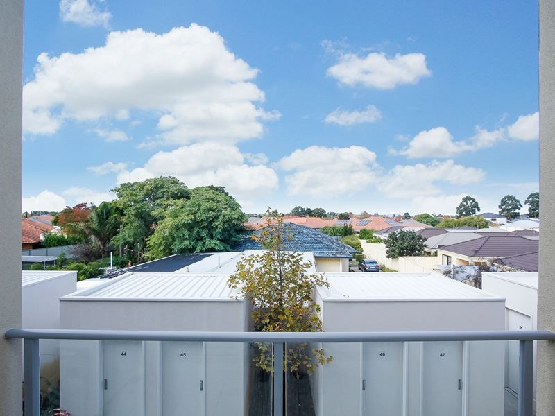 42/6 Ibera Way, Success WA 6164