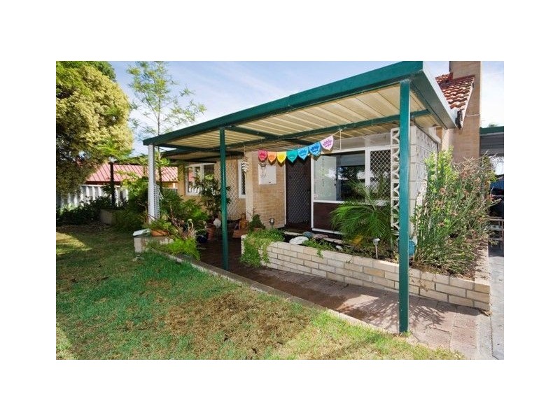 9 Leontes Way, Coolbellup WA 6163