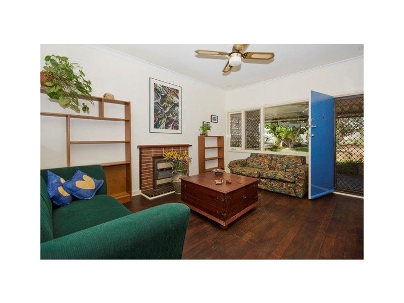 9 Leontes Way, Coolbellup WA 6163
