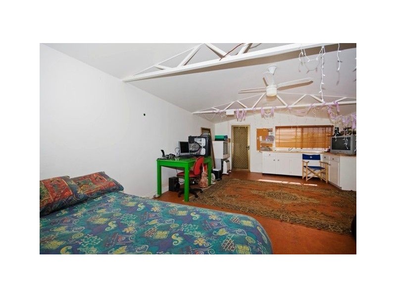 9 Leontes Way, Coolbellup WA 6163