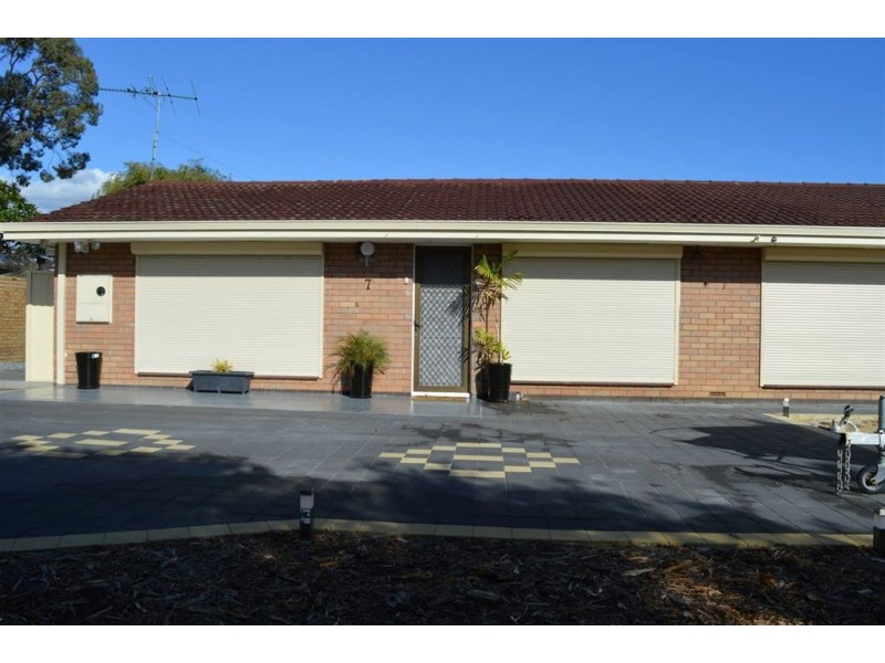 7 Vernon Place, Spearwood WA 6163