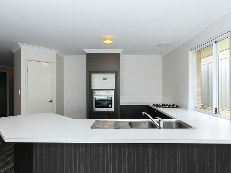 12 Halstead Turn, Wellard WA 6170