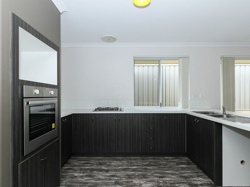 12 Halstead Turn, Wellard WA 6170