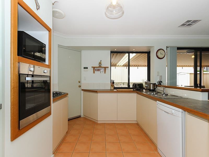 2/6 Milos Loop, Spearwood WA 6163