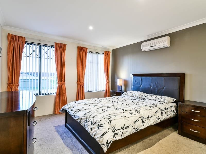 15 Bilcich Gardens, Spearwood WA 6163