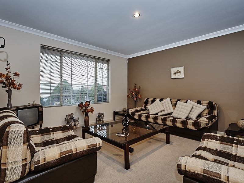 1/26 Gumina Place, Munster WA 6166