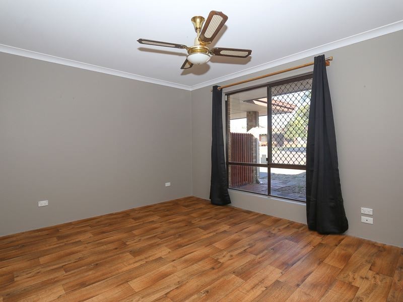 61 Conigrave Road, Yangebup WA 6164