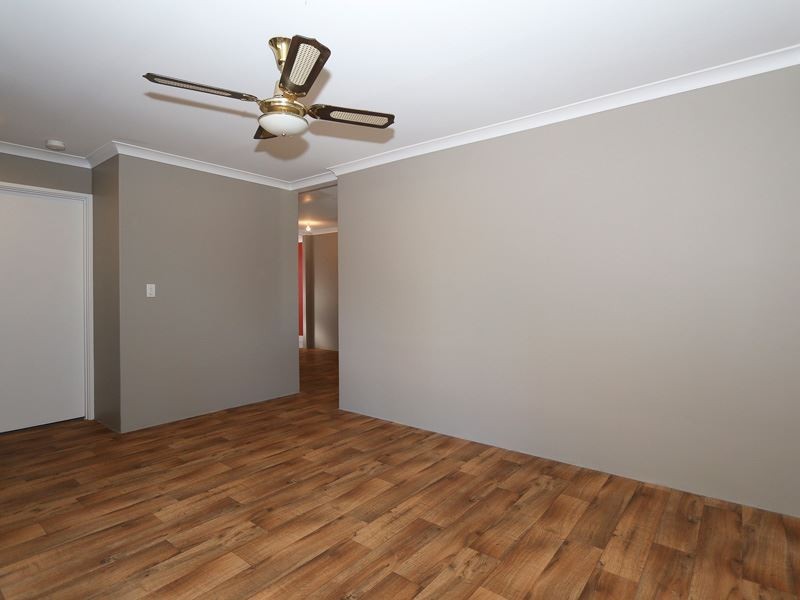 61 Conigrave Road, Yangebup WA 6164