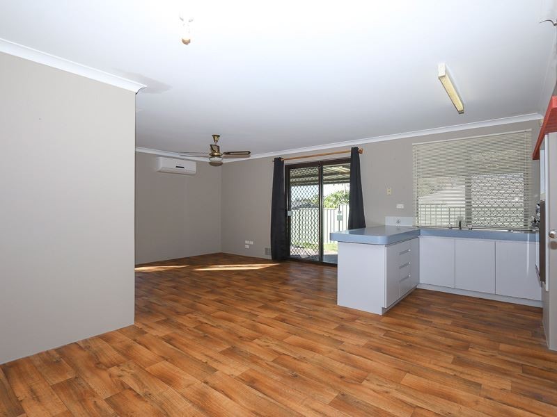 61 Conigrave Road, Yangebup WA 6164