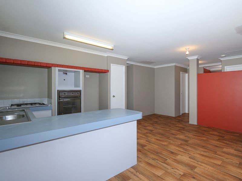 61 Conigrave Road, Yangebup WA 6164