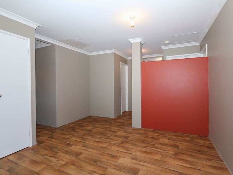 61 Conigrave Road, Yangebup WA 6164