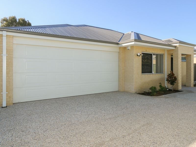 2/262 Carrington St, Hilton WA 6163