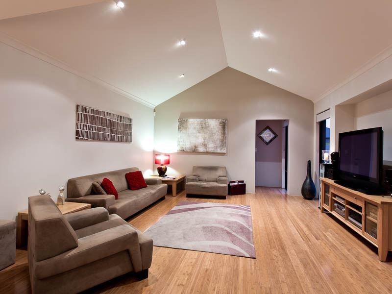 24 Leschenault Boulevard, Munster WA 6166