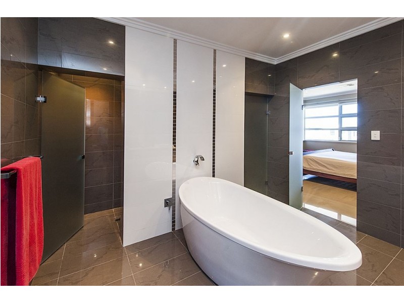 7 Newark Turn, North Coogee WA 6163