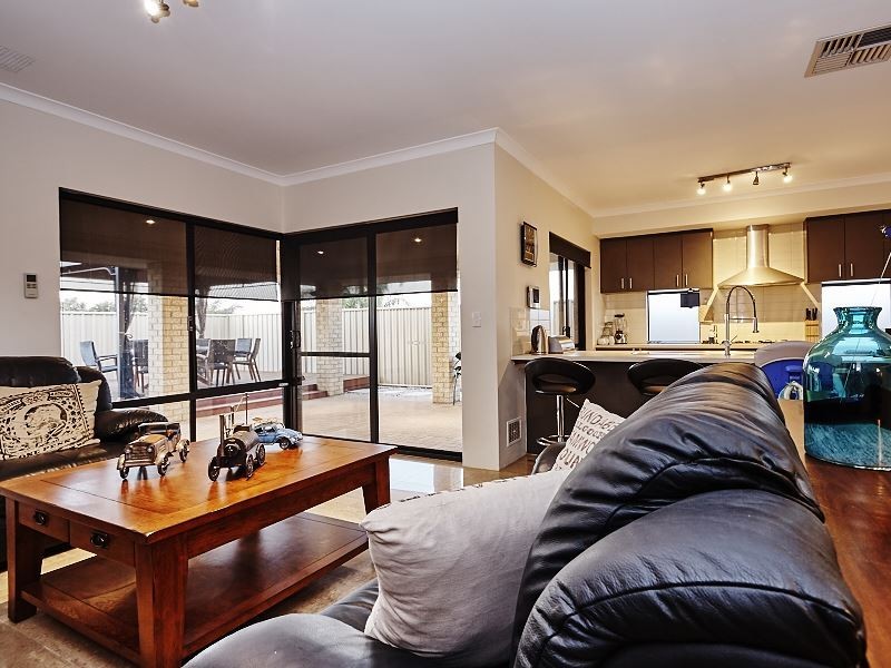 48 Birkett Avenue, Beeliar WA 6164
