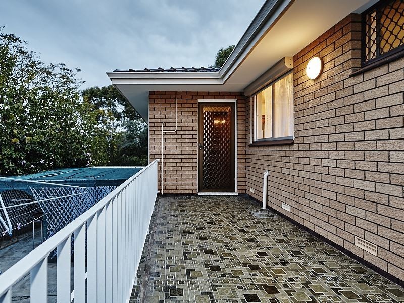 6 Wiluna Avenue, White Gum Valley WA 6162