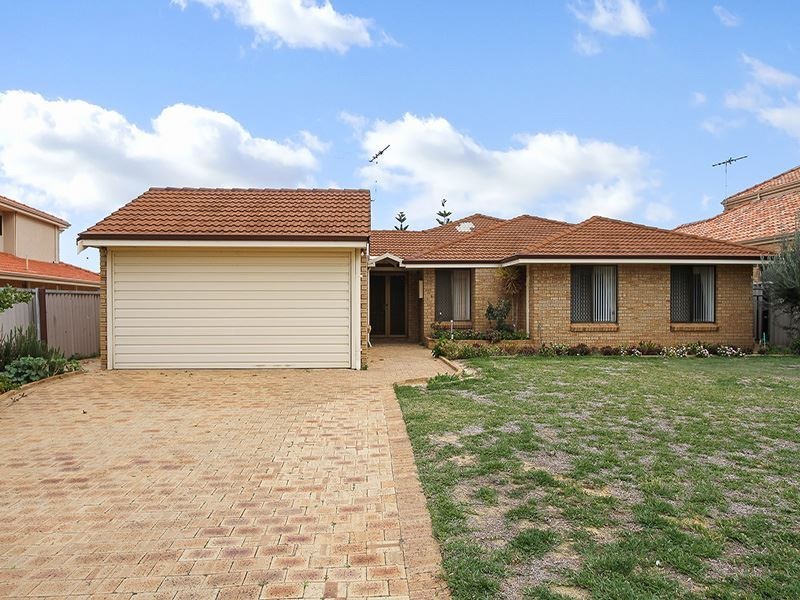 9 Fairview St, Coogee WA 6166