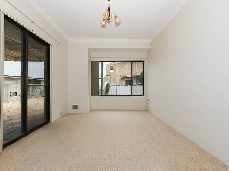 9 Fairview St, Coogee WA 6166