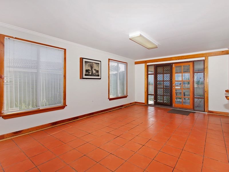 63 Leonard Way, Spearwood WA 6163