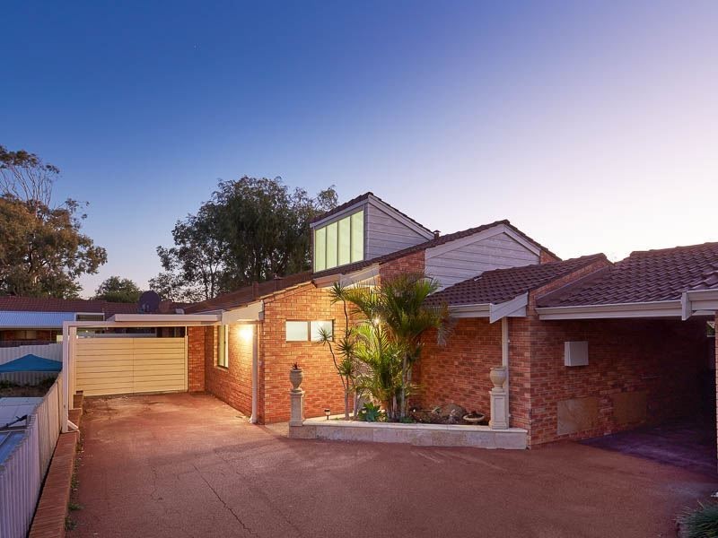 8/300 Preston Point Road, Attadale WA 6156