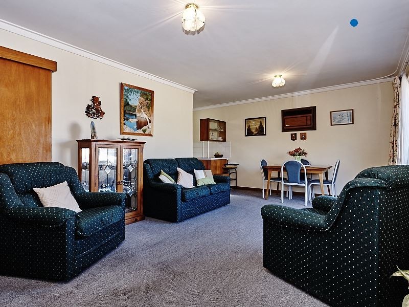 6B Dadley Street, Hamilton Hill WA 6163