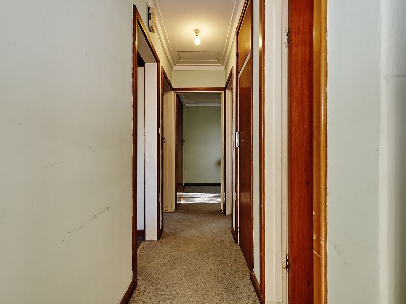 6B Dadley Street, Hamilton Hill WA 6163