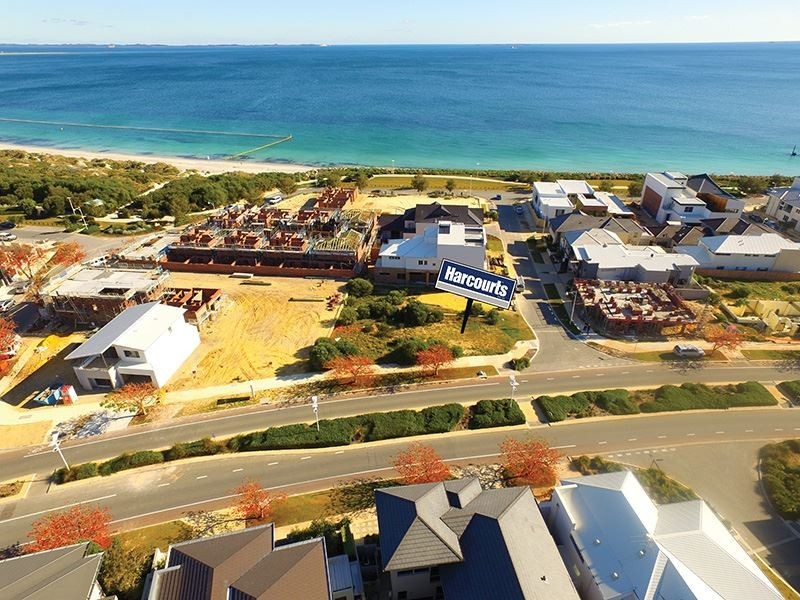 1 Draper Street, North Coogee WA 6163