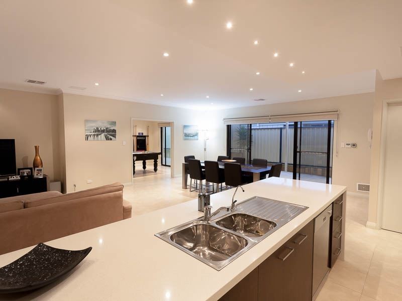 19 Amalfi Crest, Yangebup WA 6164