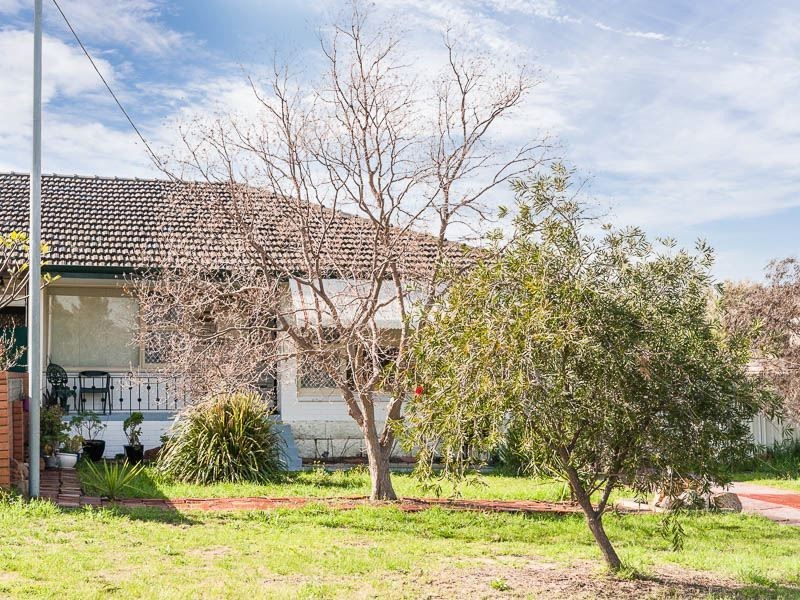 12 Kerry Street, Hamilton Hill WA 6163