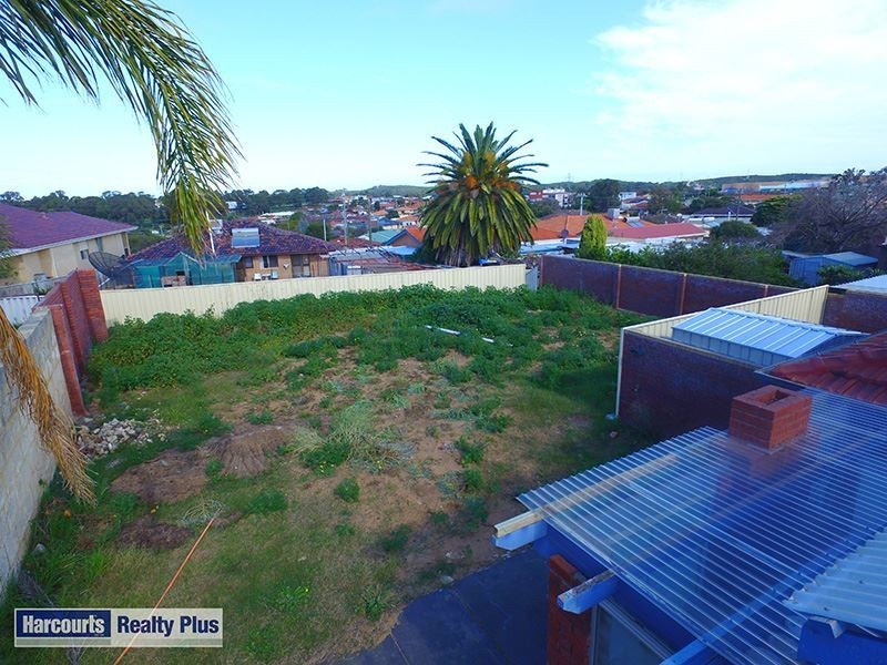 11A Morton Road, Hamilton Hill WA 6163