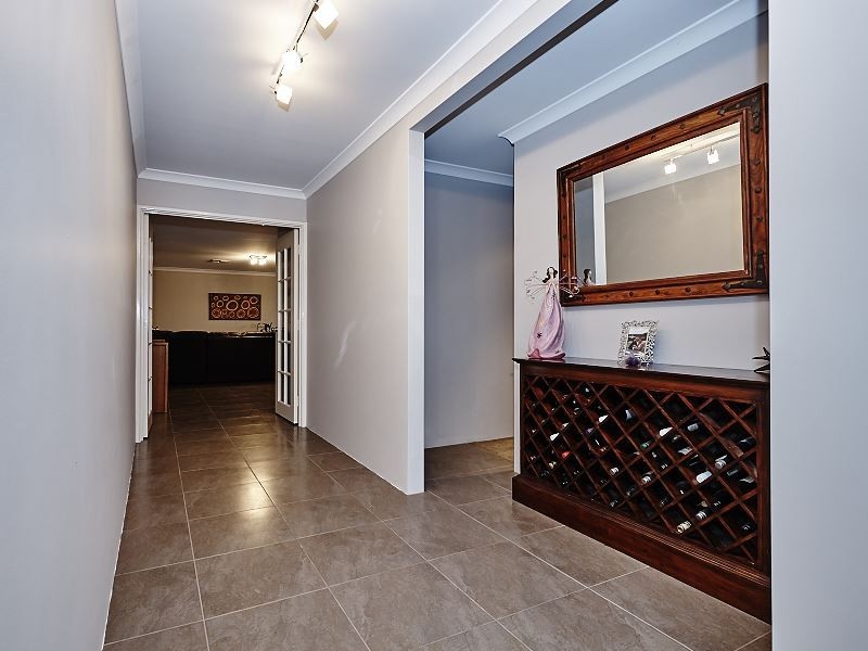 4 Ingrilli Court, Munster WA 6166