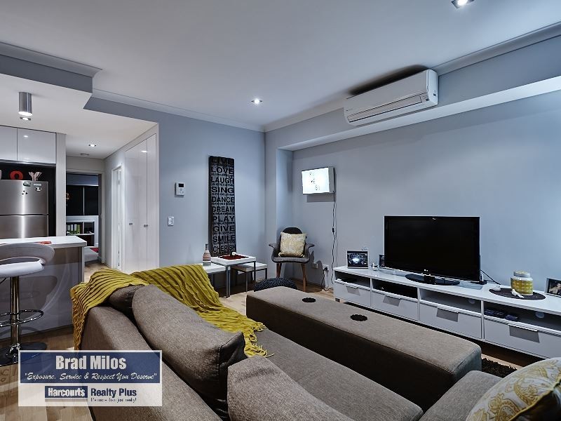 9/7 College Corner, O’connor WA 6163