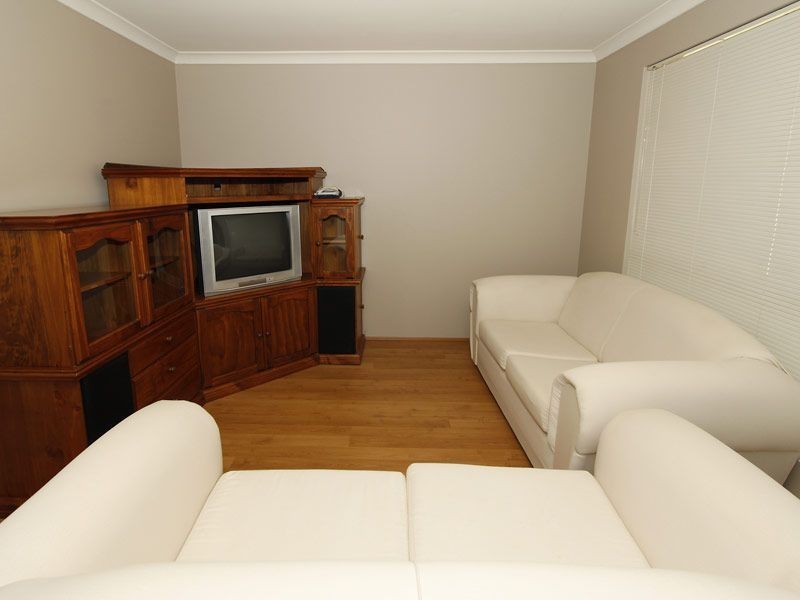 13 Fabales Close, Beeliar WA 6164