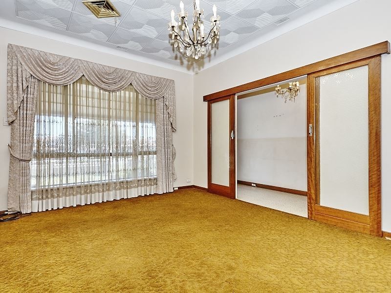 30 Ivermey Road, Hamilton Hill WA 6163