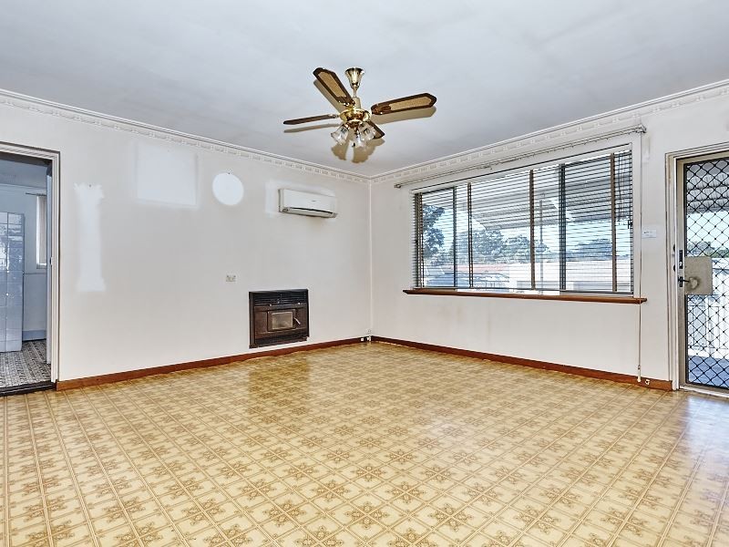 30 Ivermey Road, Hamilton Hill WA 6163