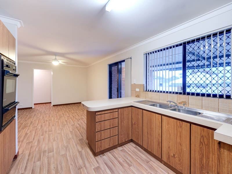 560 Rockingham Road, Munster WA 6166