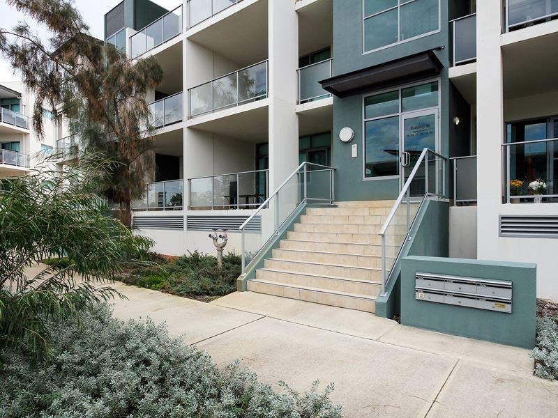 25/30 Malata Crescent, Success WA 6164