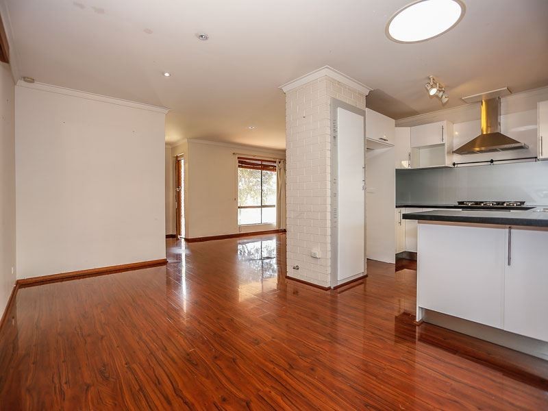 4 Whitton Street, Hamilton Hill WA 6163