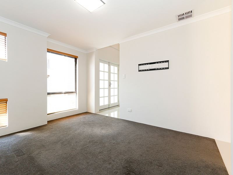 8 Annean Way, Hamilton Hill WA 6163