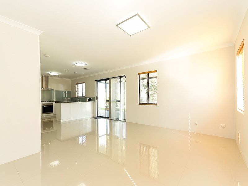 8 Annean Way, Hamilton Hill WA 6163