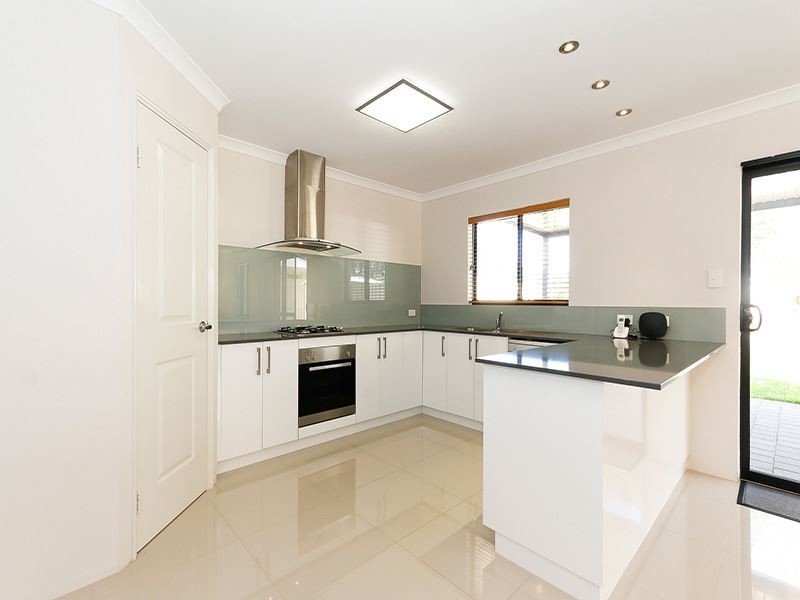 8 Annean Way, Hamilton Hill WA 6163