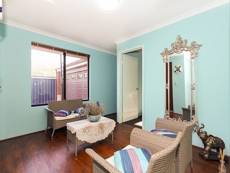 24A Winterfold Road, Hilton WA 6163