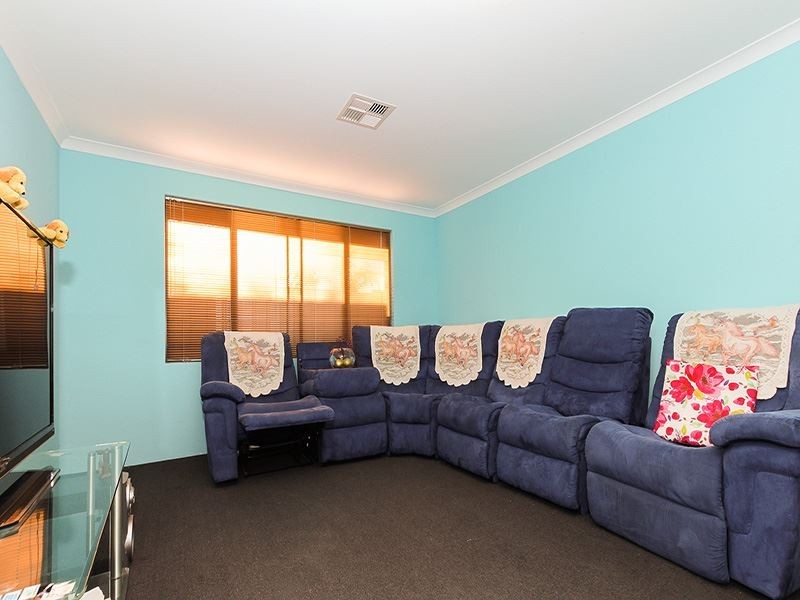24A Winterfold Road, Hilton WA 6163