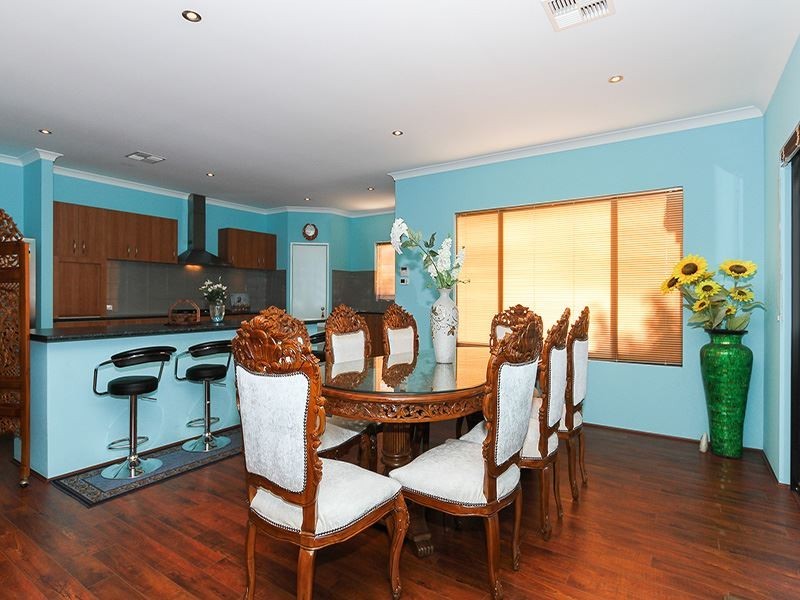 24A Winterfold Road, Hilton WA 6163