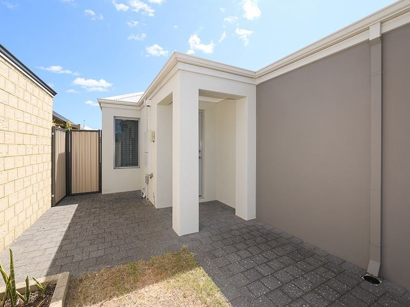 8B Spruce Terrace, Aubin Grove WA 6164