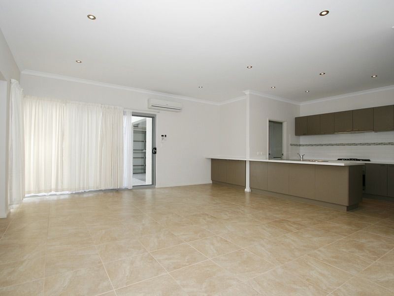 17 Yardie Crescent, Yangebup WA 6164