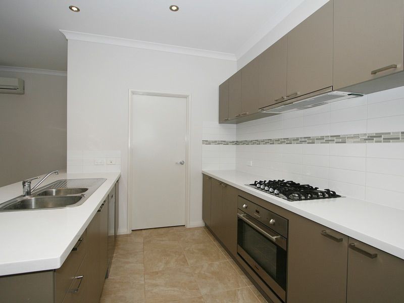 17 Yardie Crescent, Yangebup WA 6164