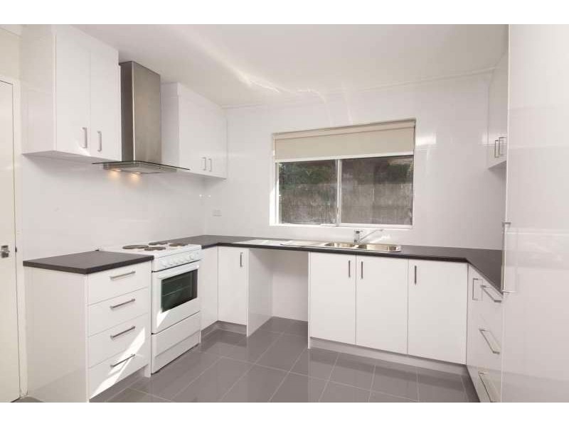 35 Hamilton Road, Hamilton Hill WA 6163